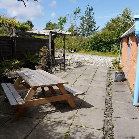 Blossom Cottage Lonmore Exterior photo