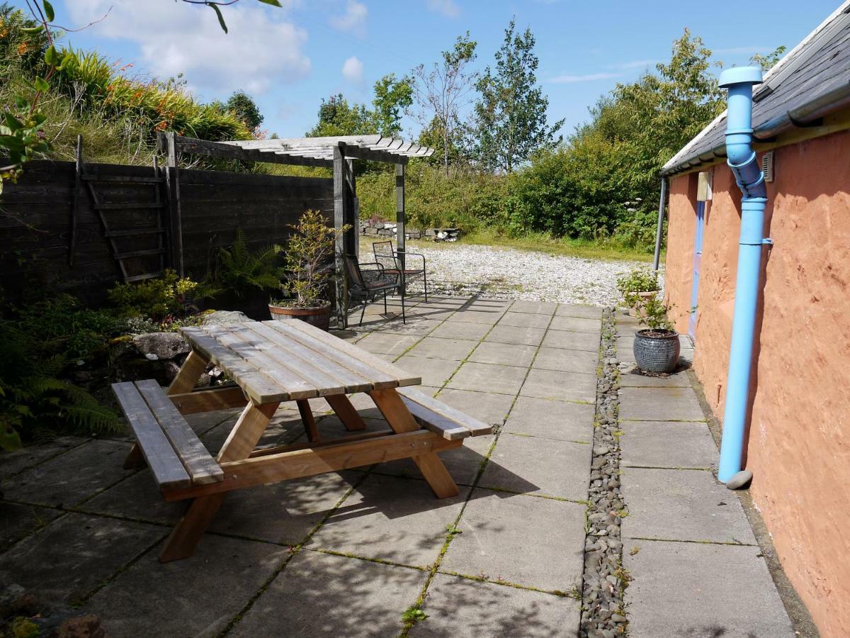 Blossom Cottage Lonmore Exterior photo